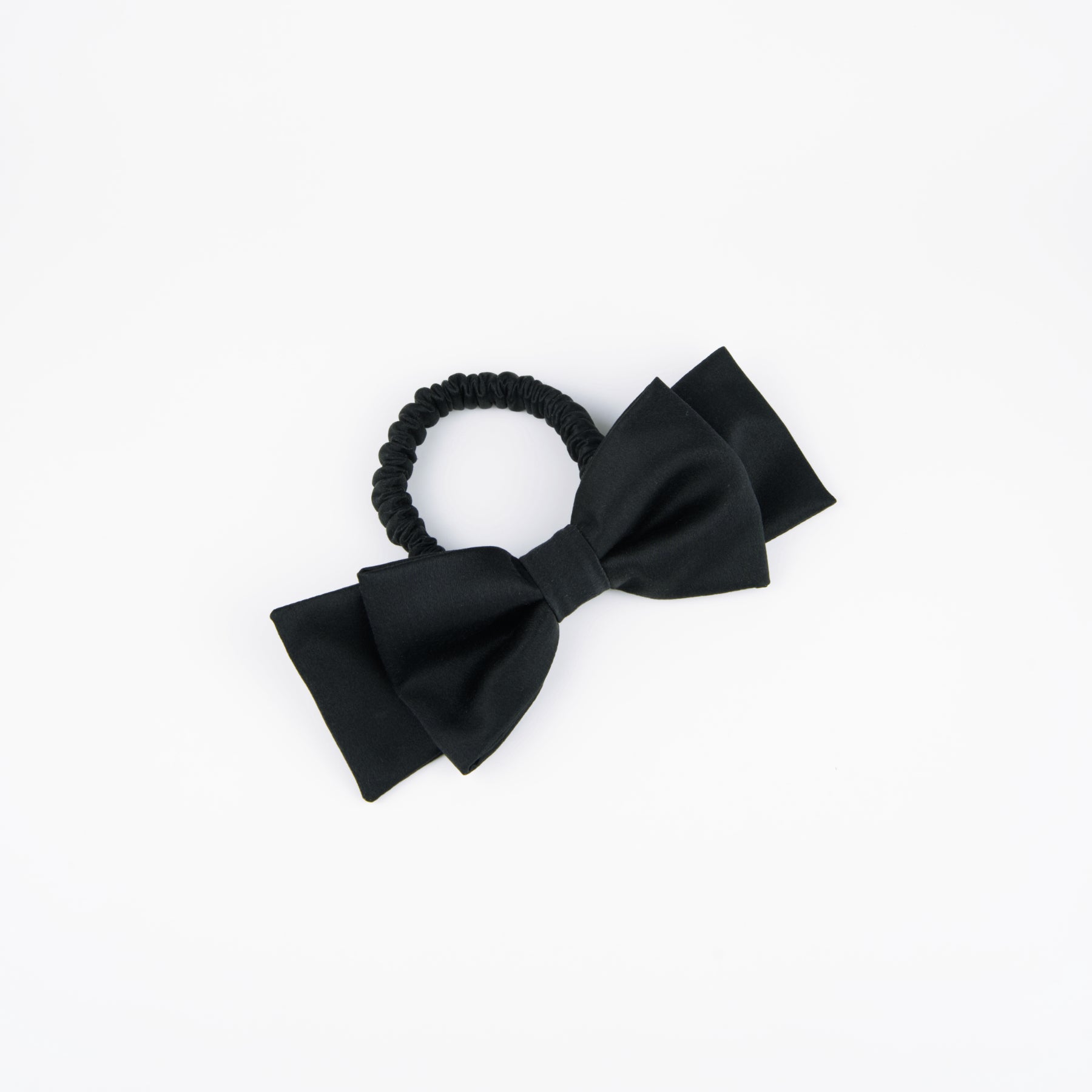 Nœud papillon dans les cheveux noir en soie, fait entièrement à la main en France