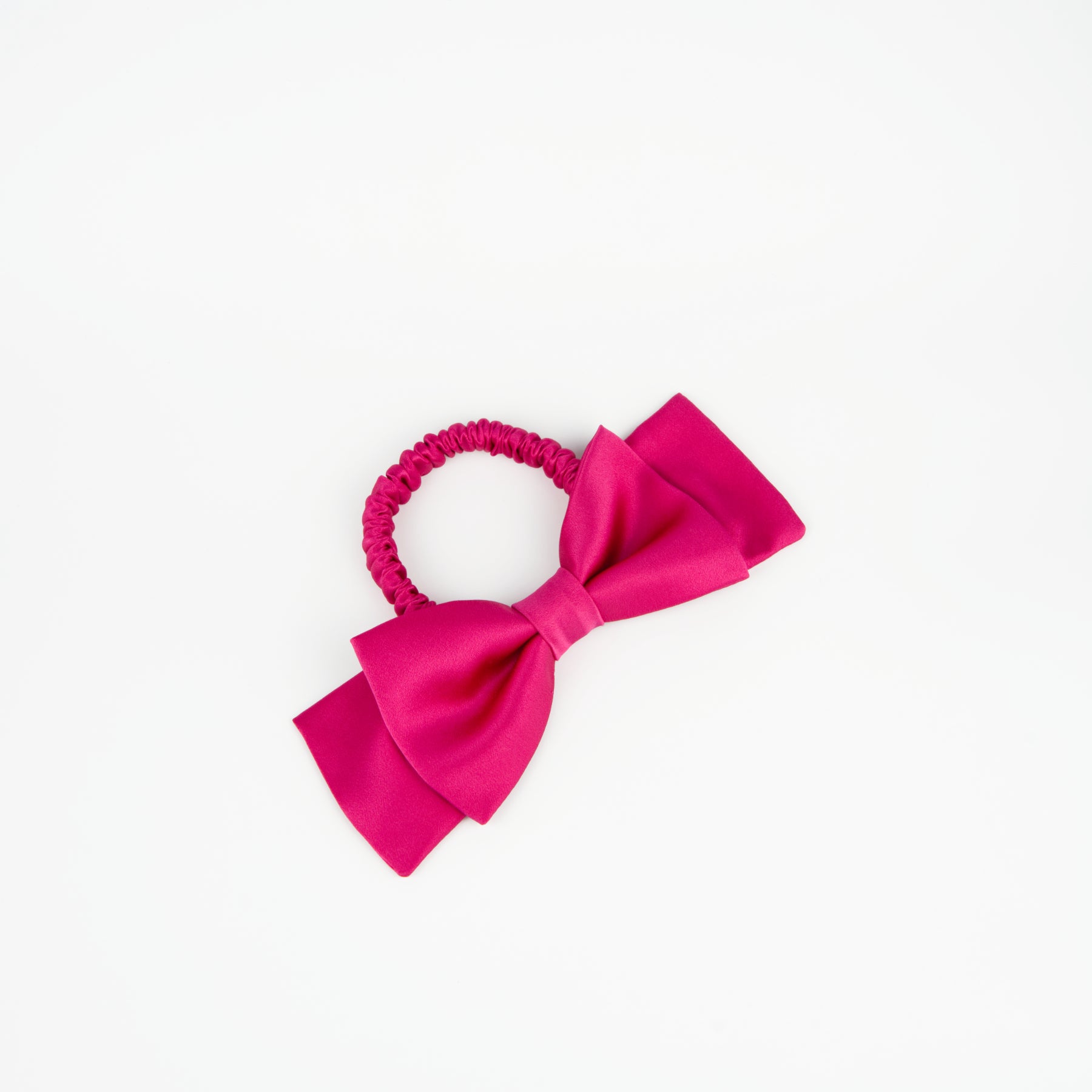 Chouchou nœud papillon cheveux rose fuchsia en soie naturelle pour rehausser votre look
