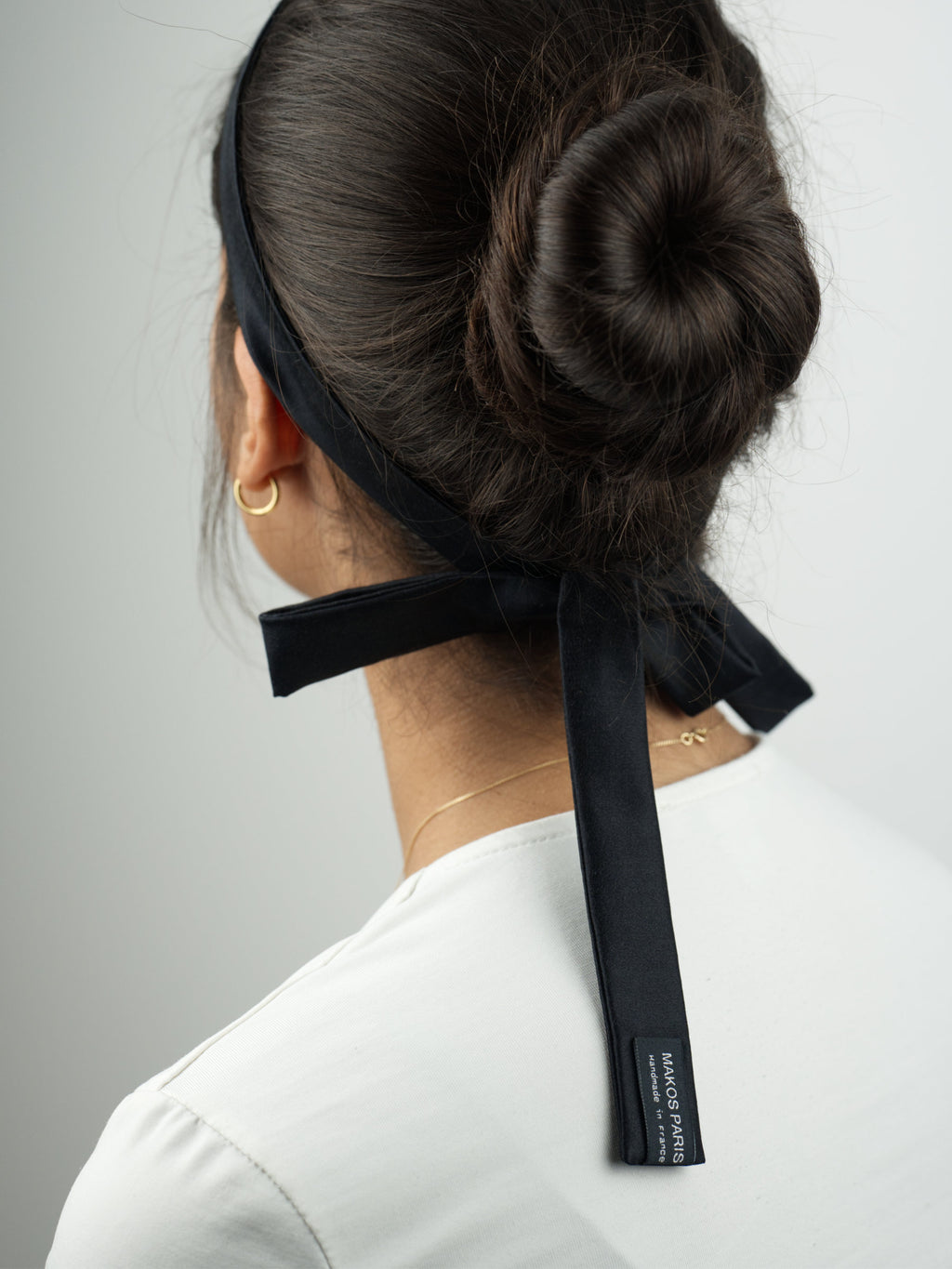 Foulard, ruban fin en édition limitée signée MAKOS PARIS