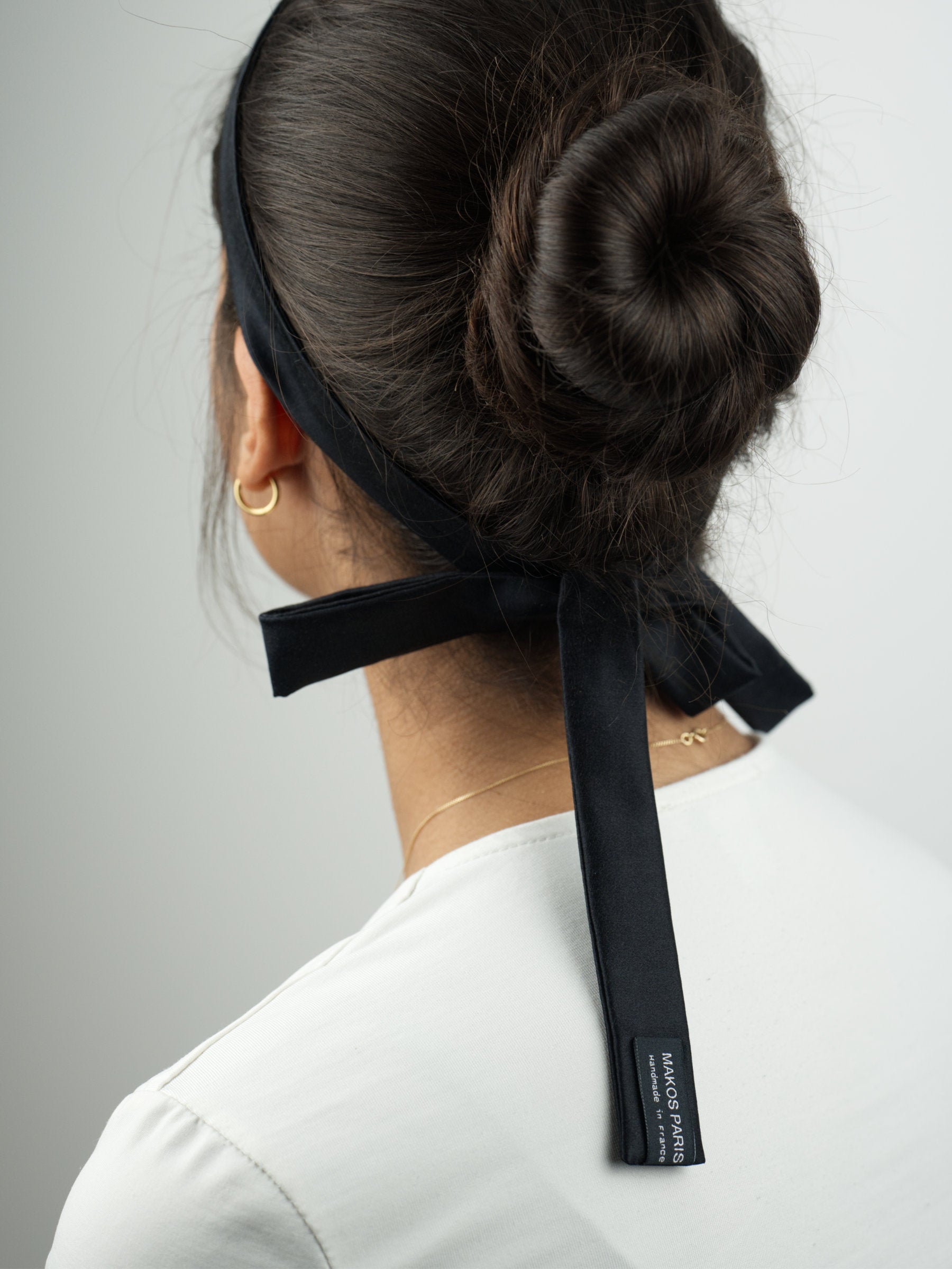 Foulard, ruban fin en édition limitée signée MAKOS PARIS